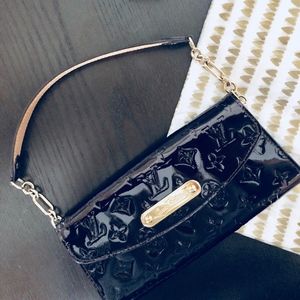 Louis Vuitton Sunset Blvd Monogram Vernis Clutch